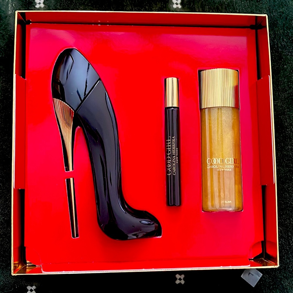Good Girl by Carolina Herrera Full size gift set.